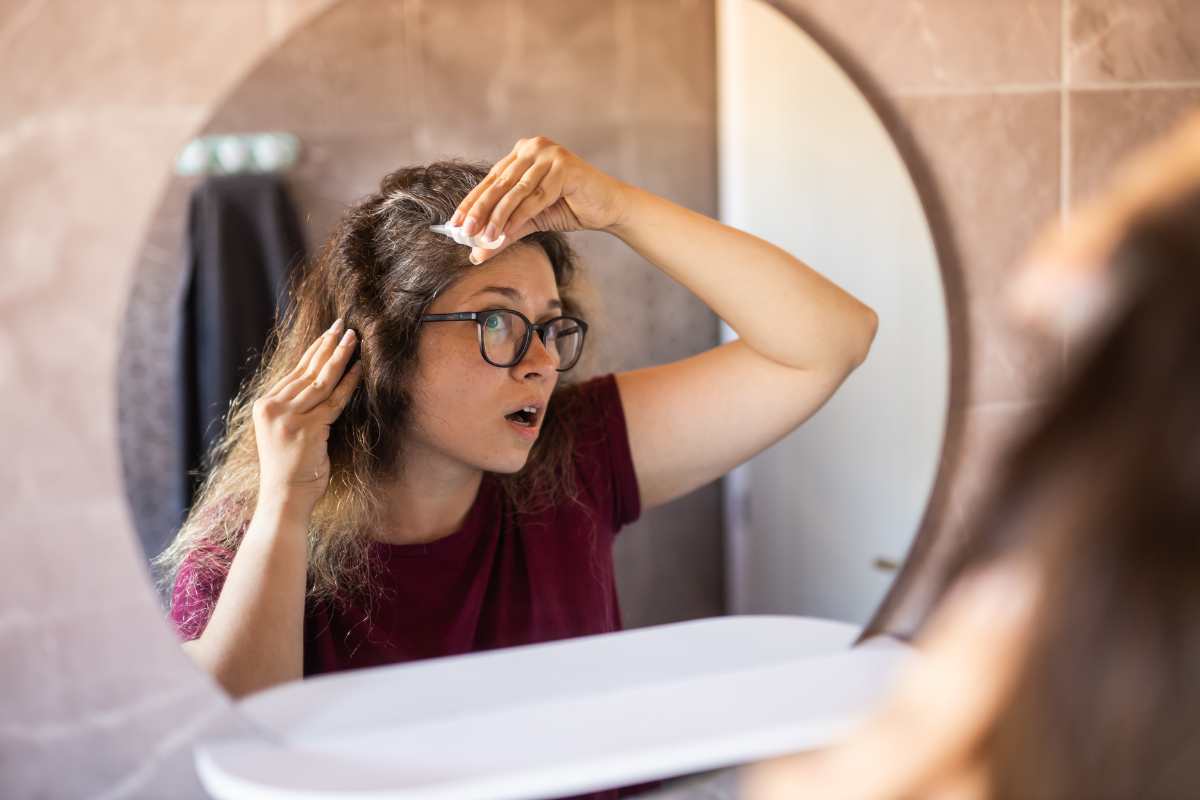  Capelli grigi ragazza 