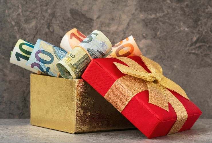 bonus natale 100 euro